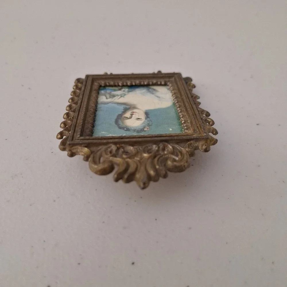 Antique Glass Front Italian Brass Metal Filigree Photo Frame 4